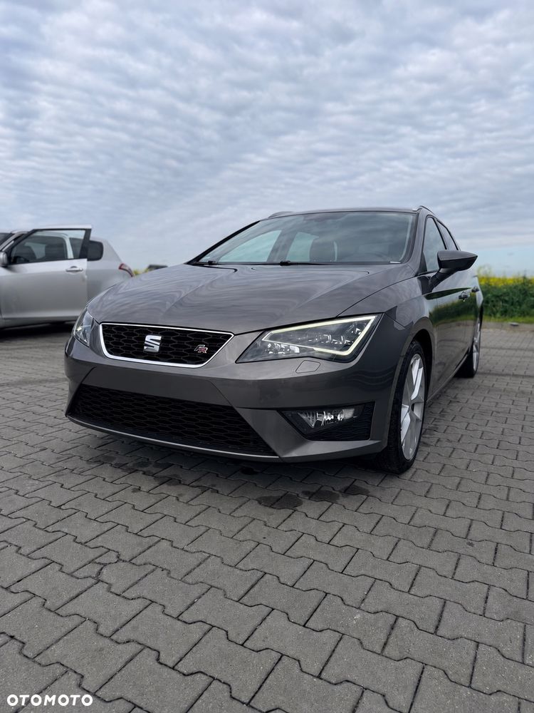 Seat Leon 2015 photo 2