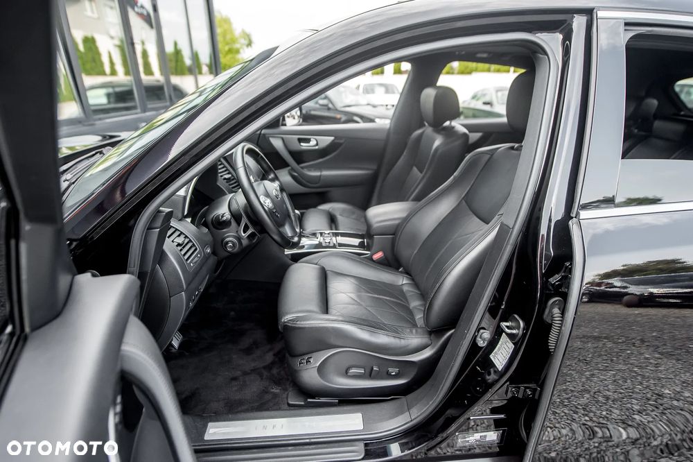 Infiniti QX70 3.7 S Premium - 27