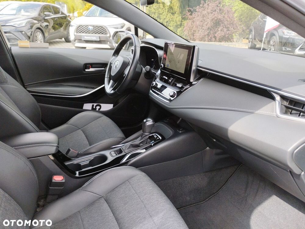 Toyota Corolla - 9