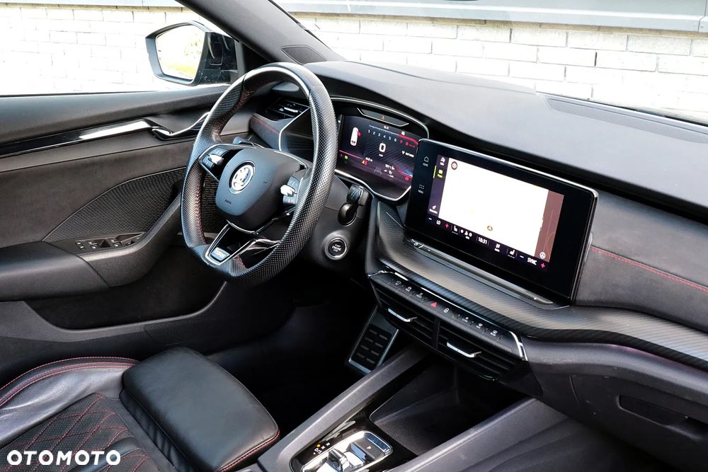 Skoda Octavia 2.0 TSI DSG RS Plus - 23
