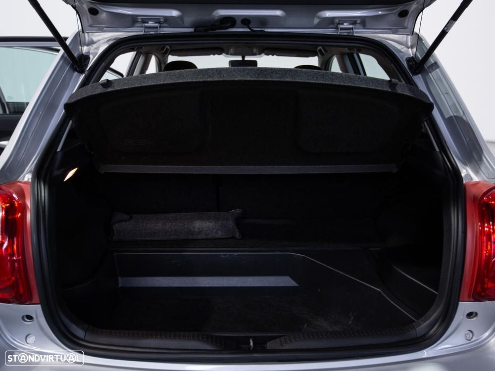 Toyota Auris - 12