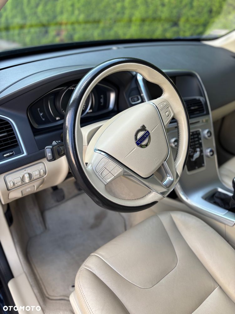 Volvo XC 60 - 5