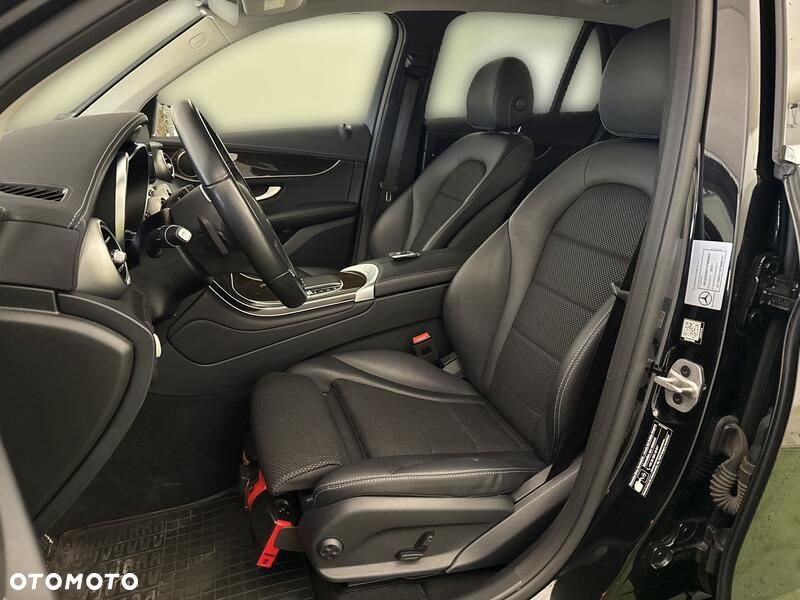 Mercedes-Benz GLC 200 4-Matic - 11
