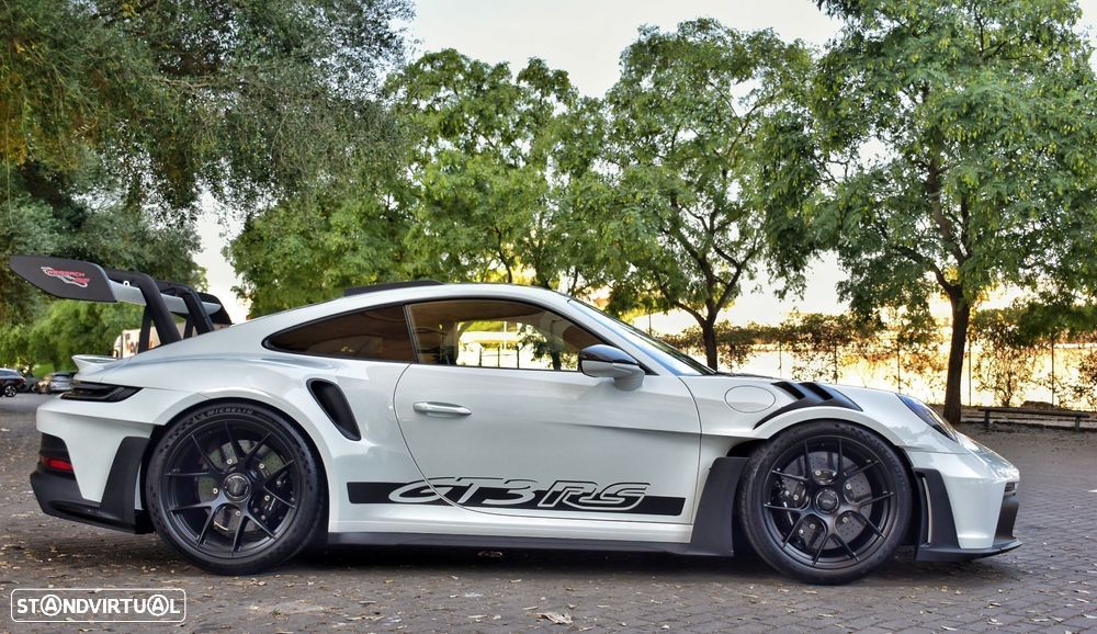 Porsche 911 (992) - 50