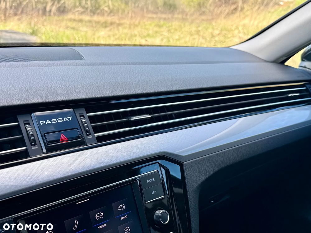 Volkswagen Passat 2.0 TDI EVO Business DSG - 16