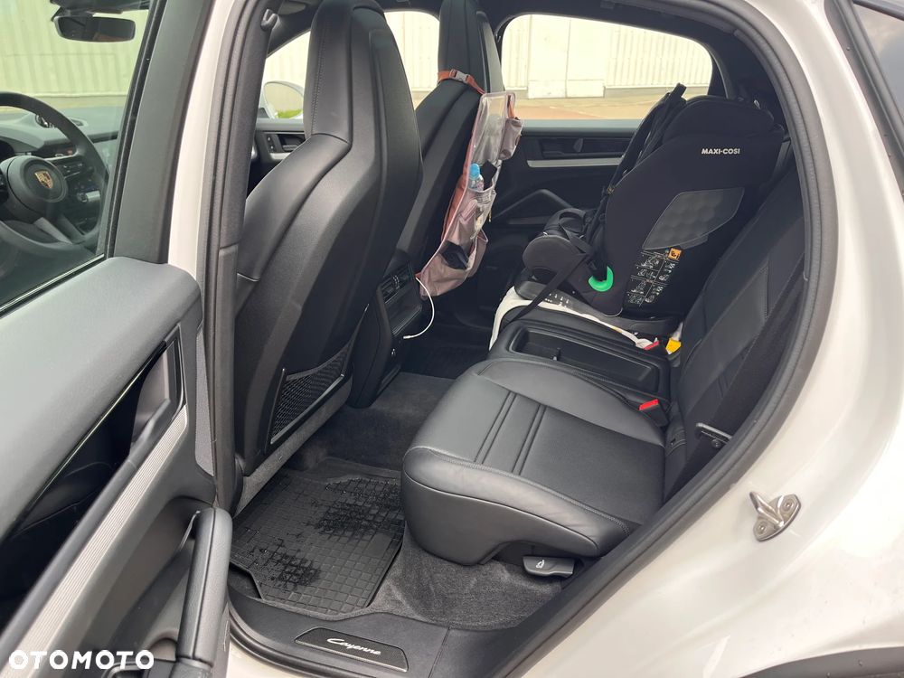 Porsche Cayenne Standard - 18