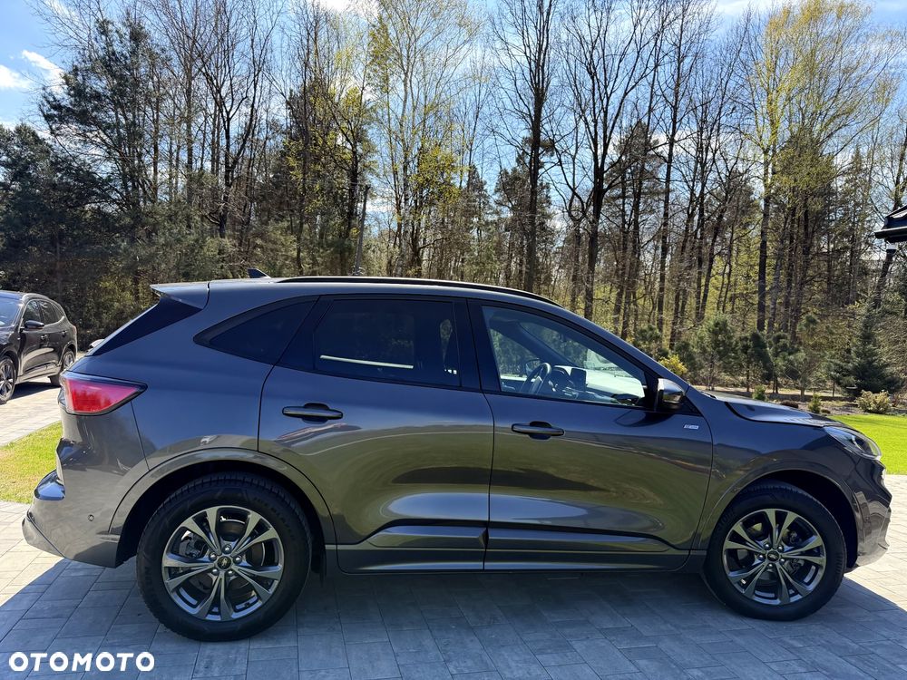 Ford Kuga 2.5 Duratec PHEV ST-LINE X - 23