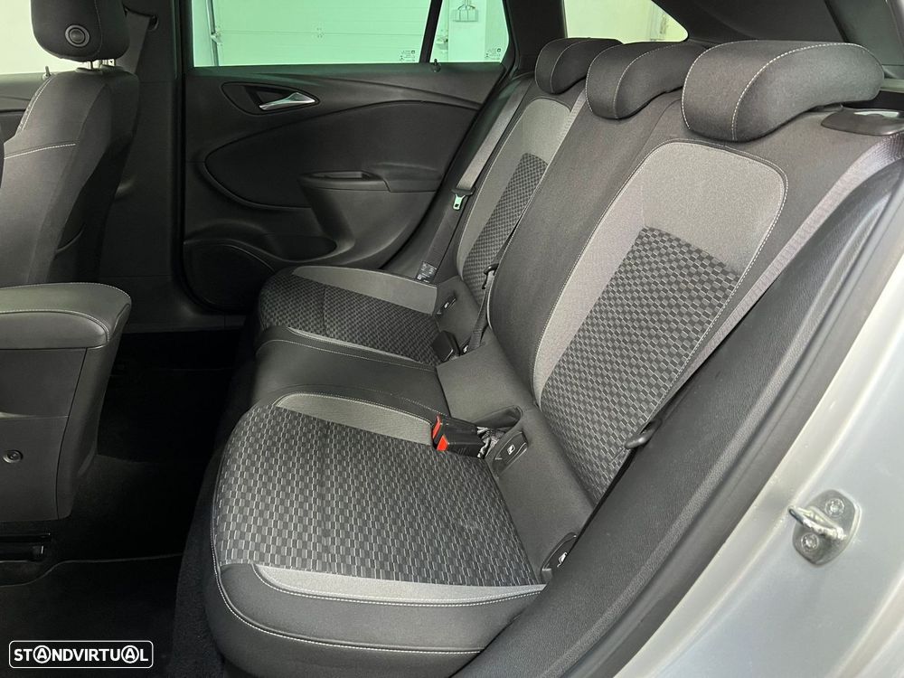 Opel Astra Sports Tourer 1.2 T GS Line S/S - 8