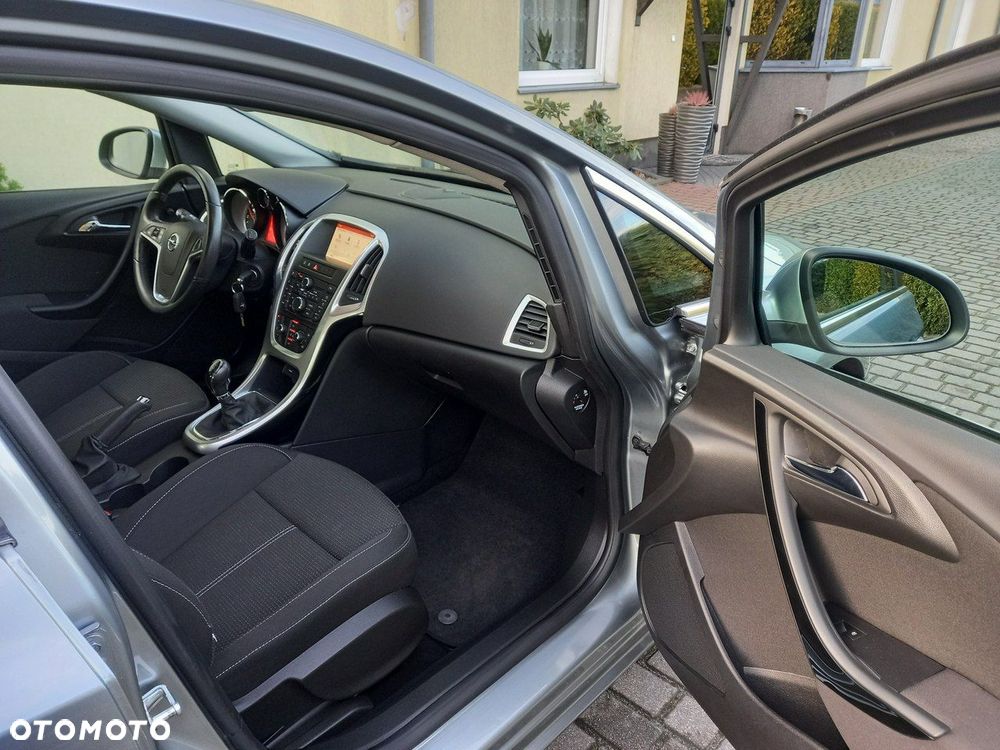 Opel Astra IV 1.6 CDTI Energy - 25