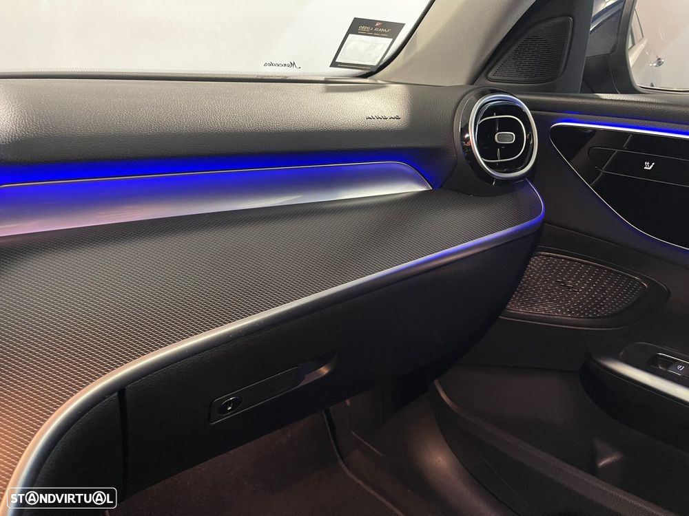 Mercedes-Benz C 300 e T 9G-TRONIC Avantgarde - 25