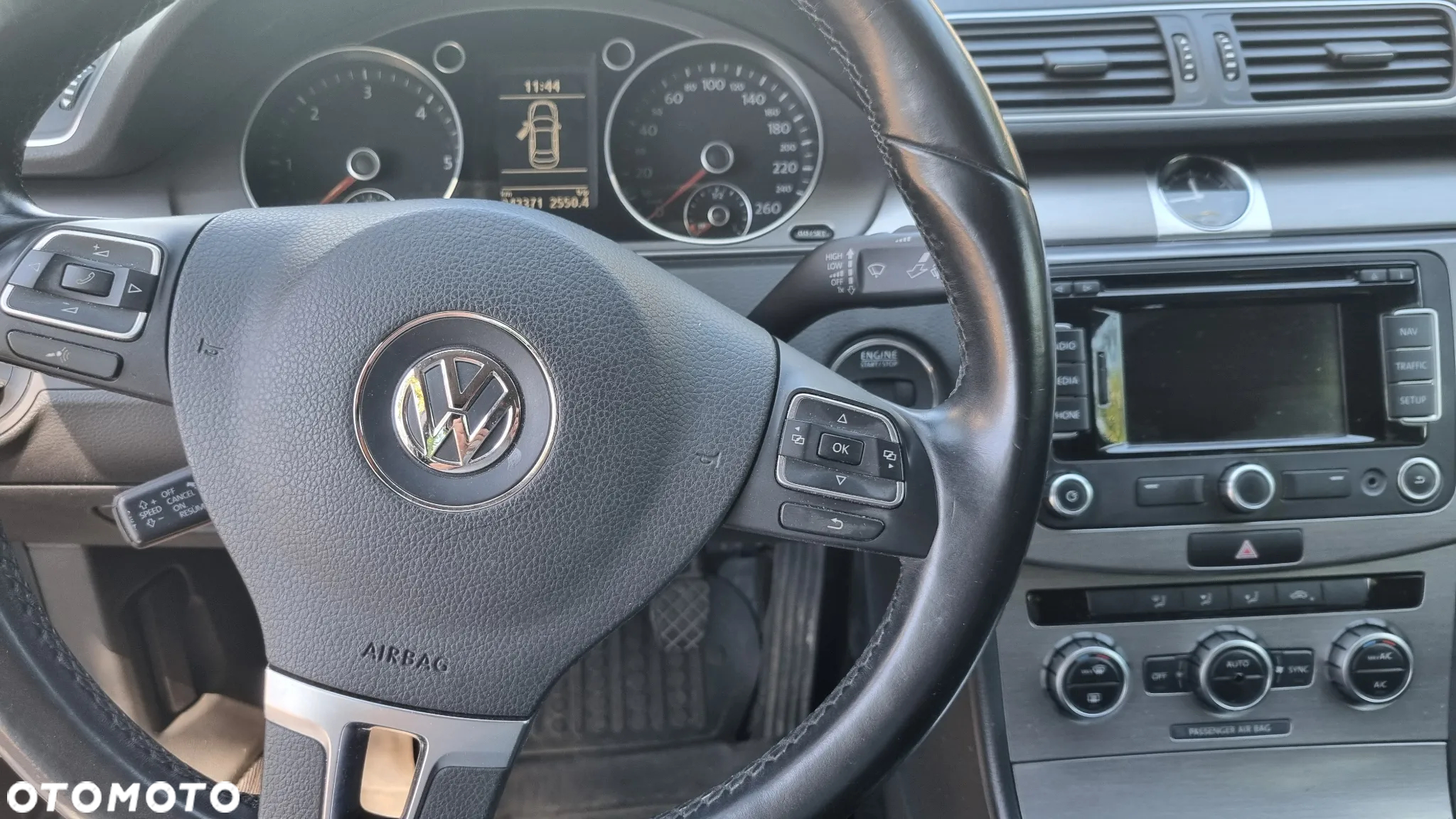 Volkswagen Passat 2.0 TDI Comfortline - 7