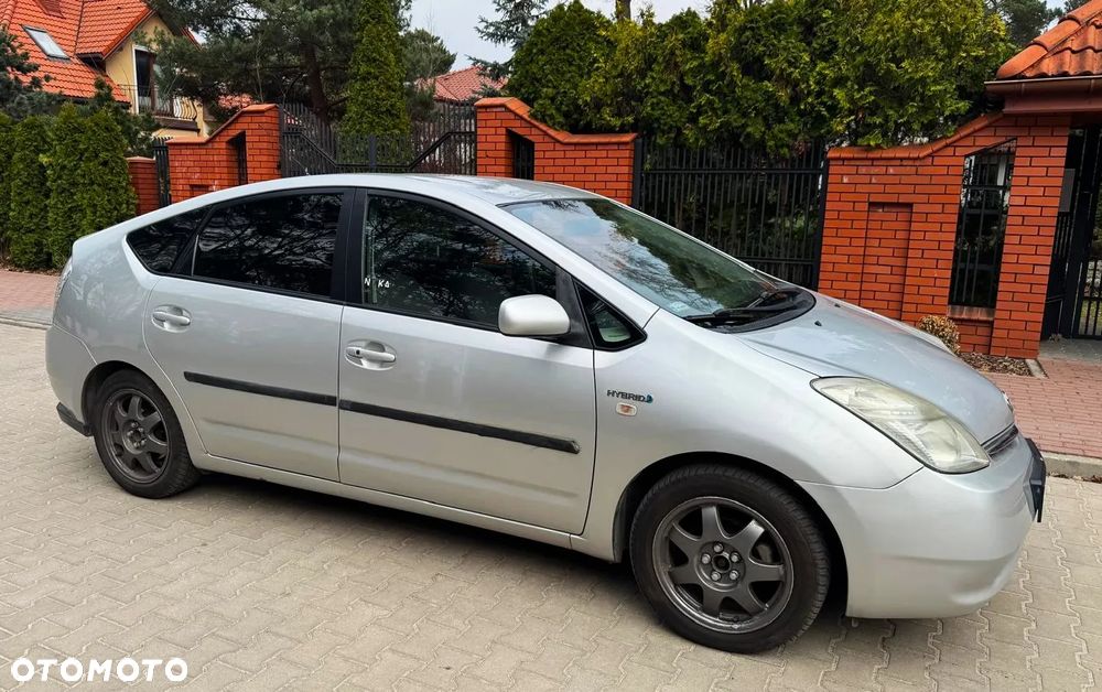 Toyota Prius 1.5 VVT-i Sol (nav)