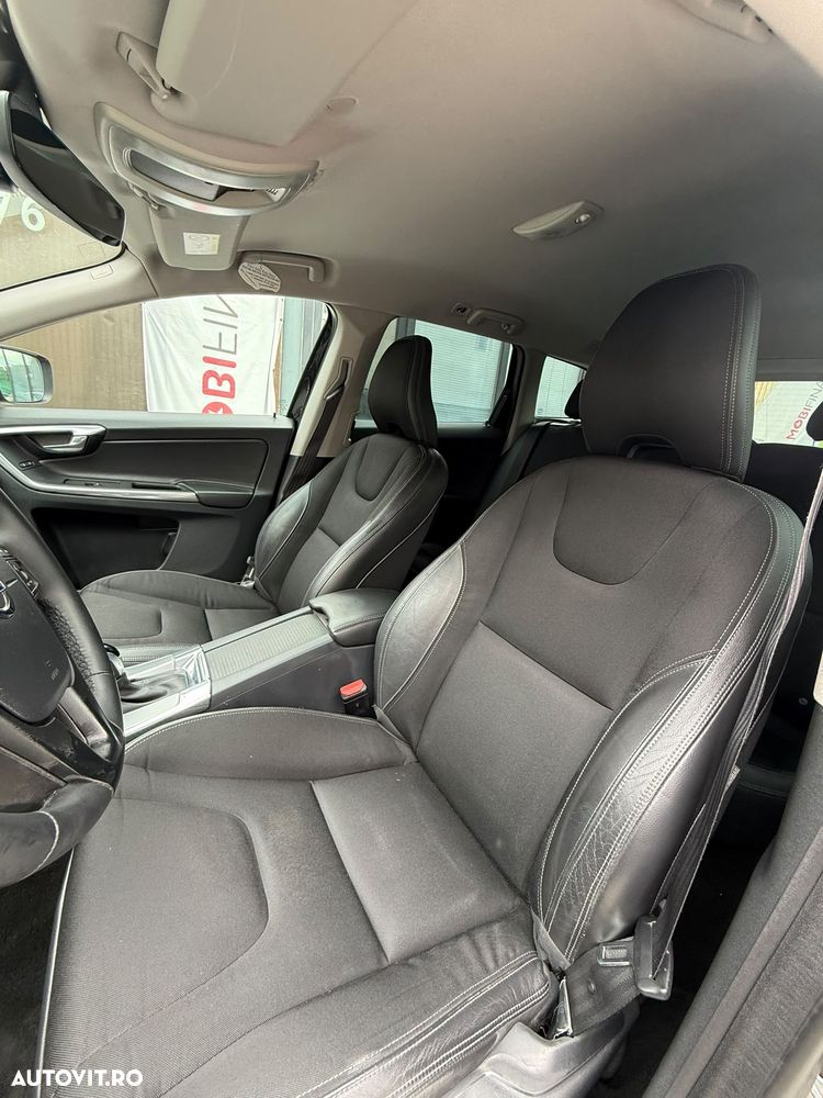 Volvo XC 60 - 8