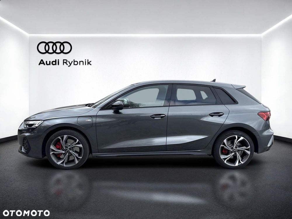 Audi A3 Sportback - 3