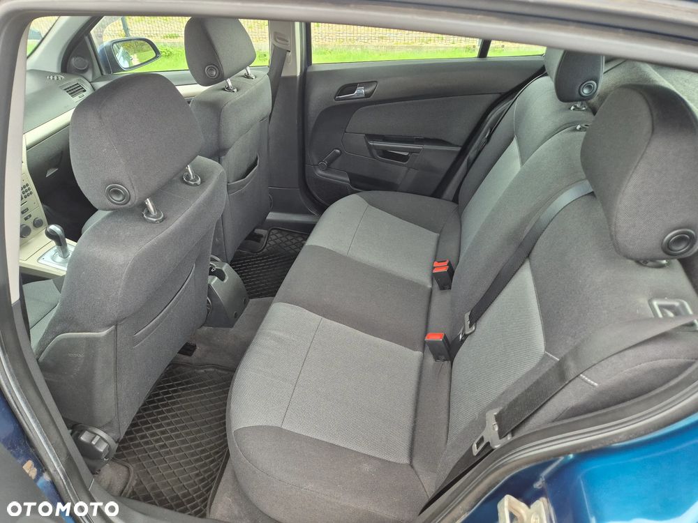 Opel Astra - 17