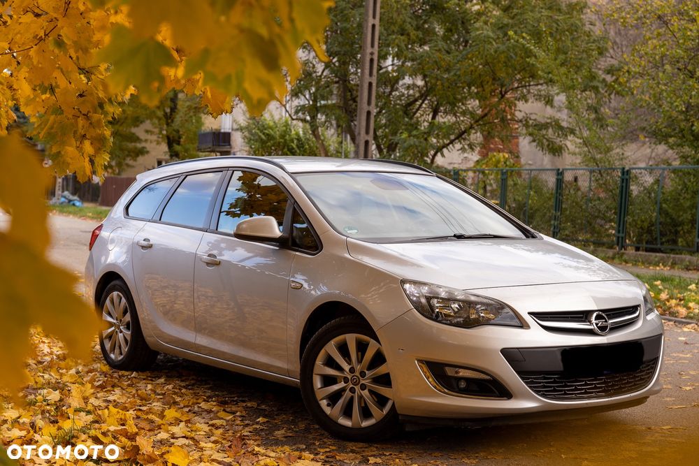 Opel Astra 1.4 T Cosmo - 2