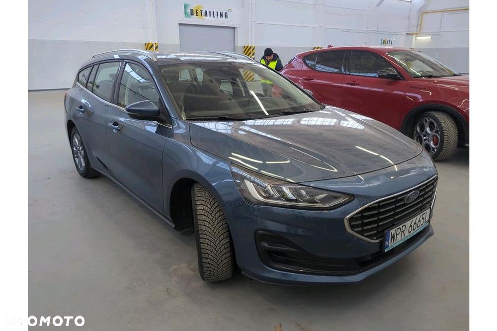 Ford Focus 1.0 EcoBoost Titanium - 4