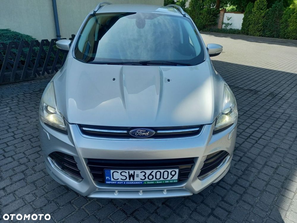 Ford Kuga 2.0 TDCi 2x4 Titanium - 13
