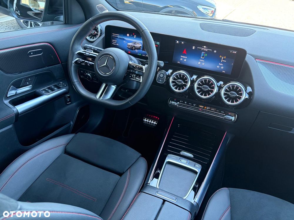 Mercedes-Benz GLA 200 mHEV AMG Line 7G-DCT - 16