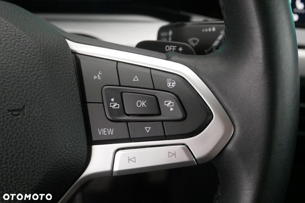 Volkswagen Golf - 23
