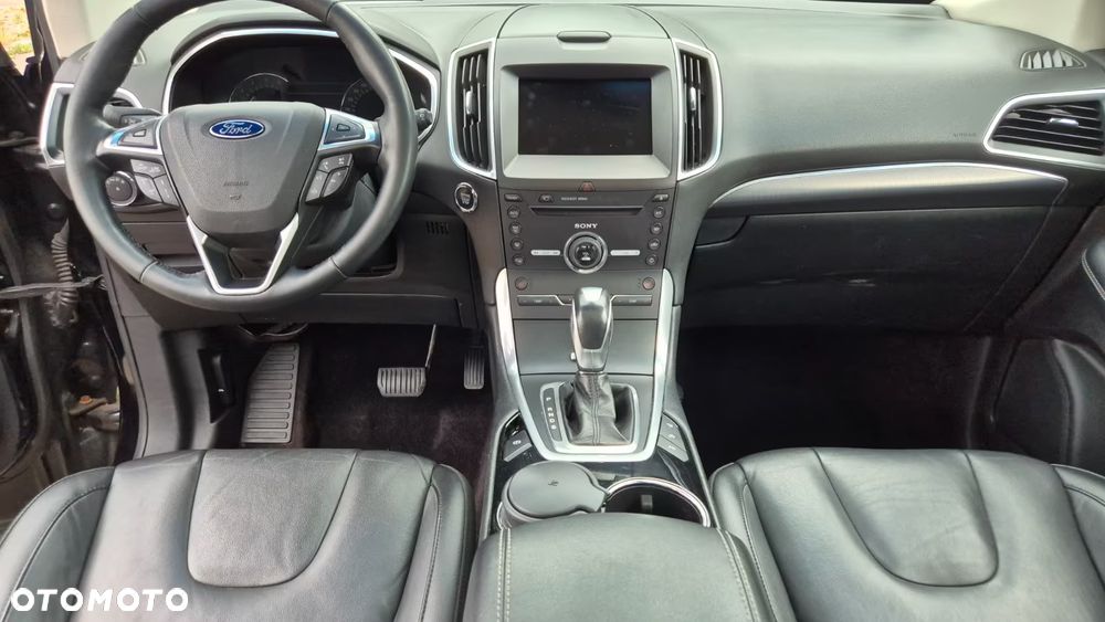 Ford Edge - 16