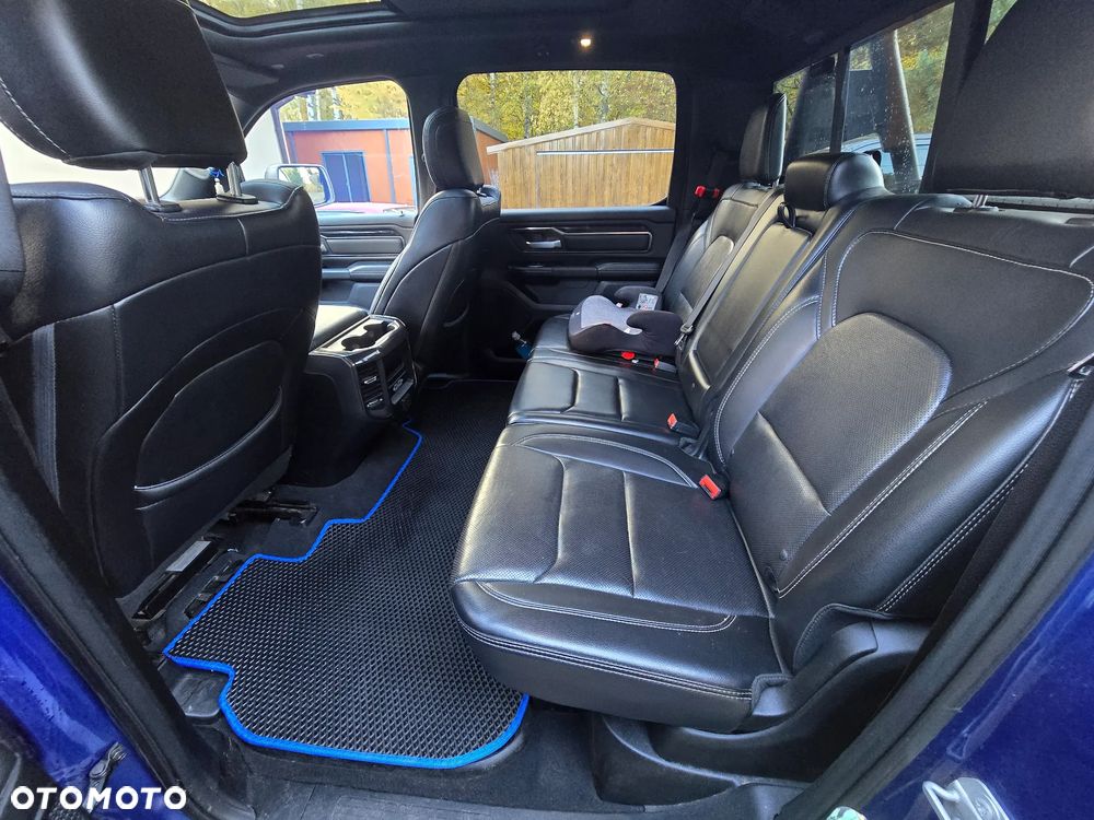 Dodge RAM 5.7 4x4 - 15
