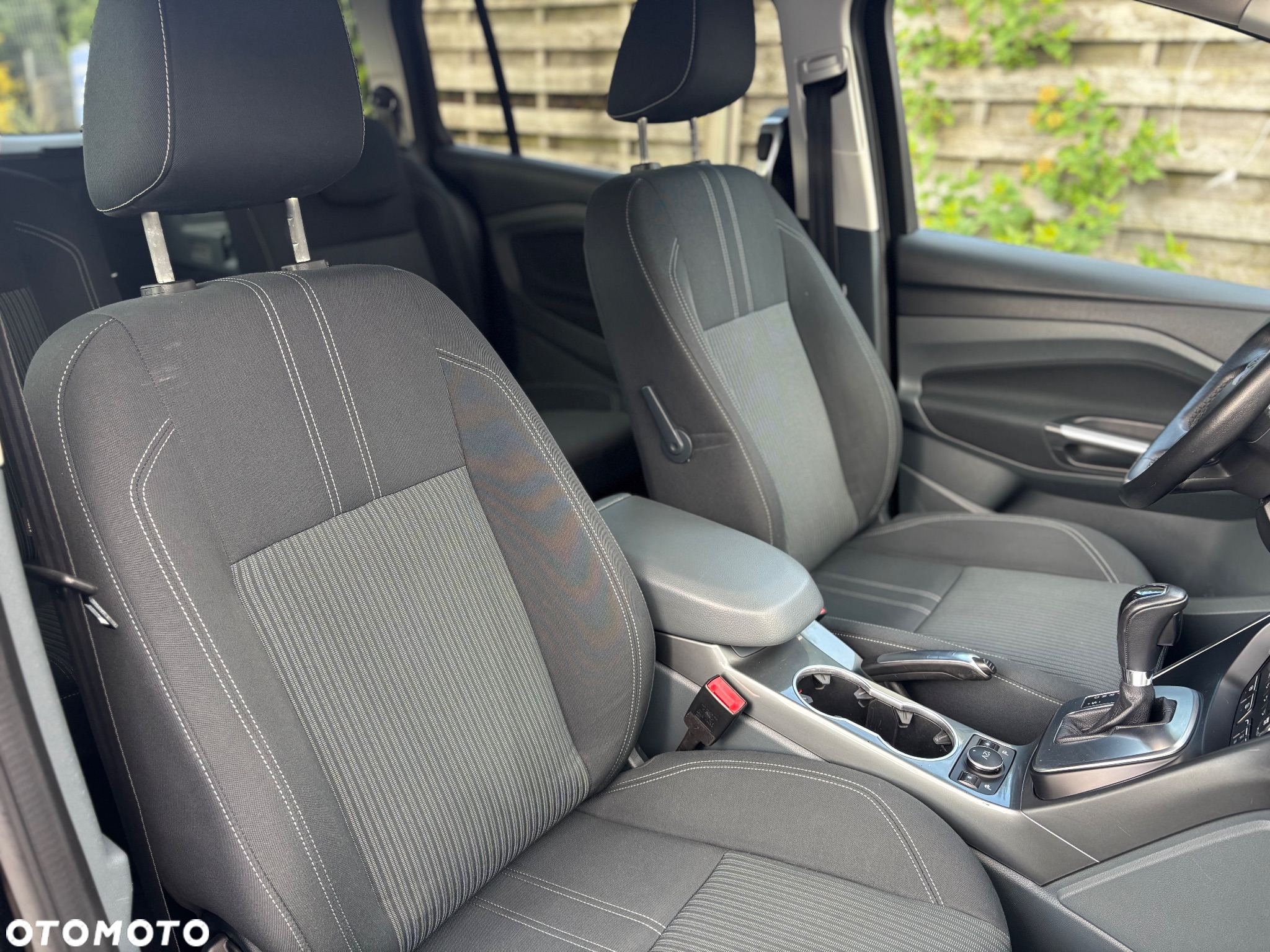Ford Grand C-MAX 2.0 TDCi Titanium - 28