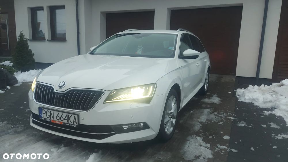 Skoda Superb 2.0 TDI Ambition - 1