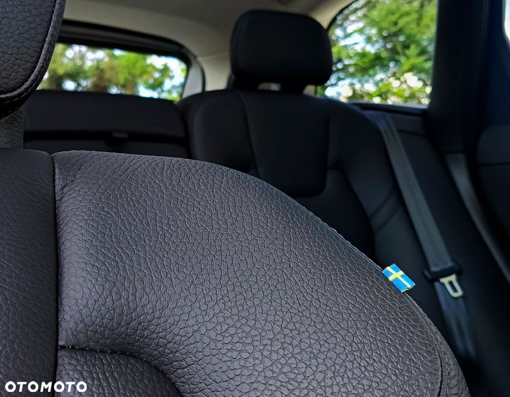 Volvo XC 60 B4 D AWD Geartronic Inscription - 18