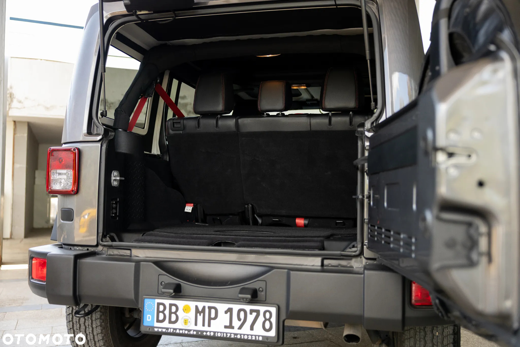 Jeep Wrangler 3.6 Unlim Rubicon Recon - 32