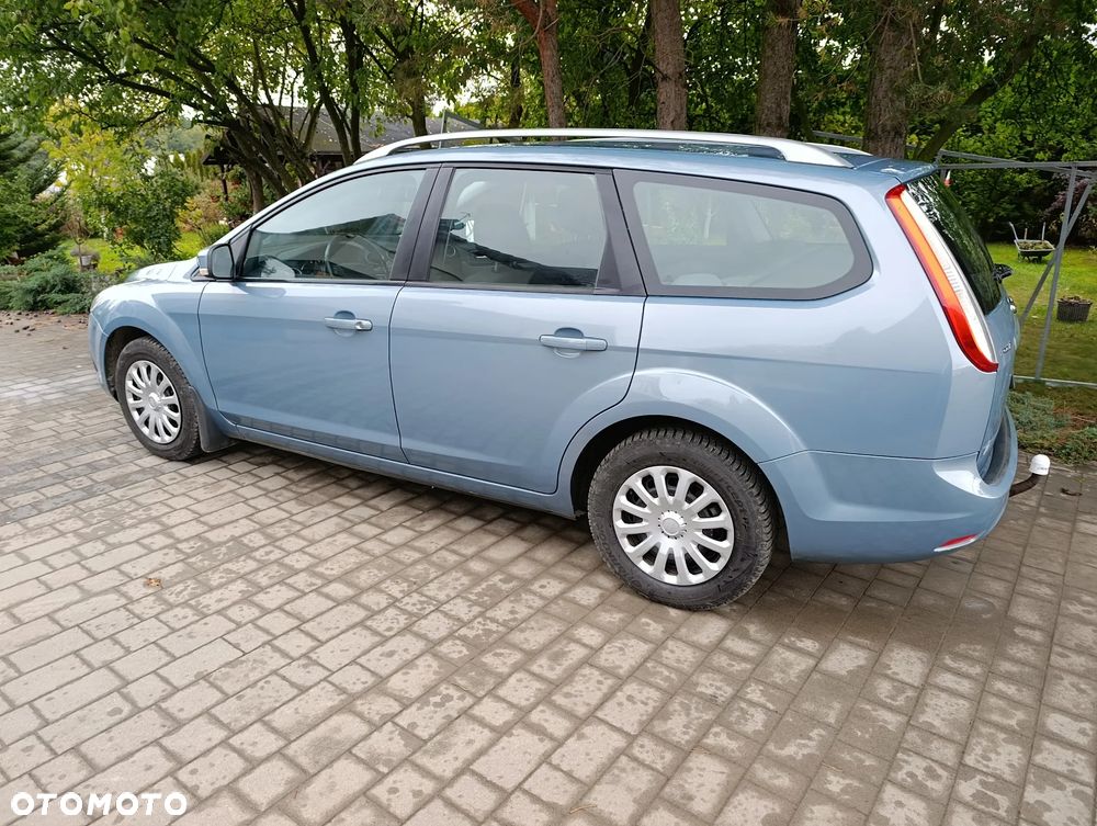 Ford Focus 1.6 16V Ambiente - 3