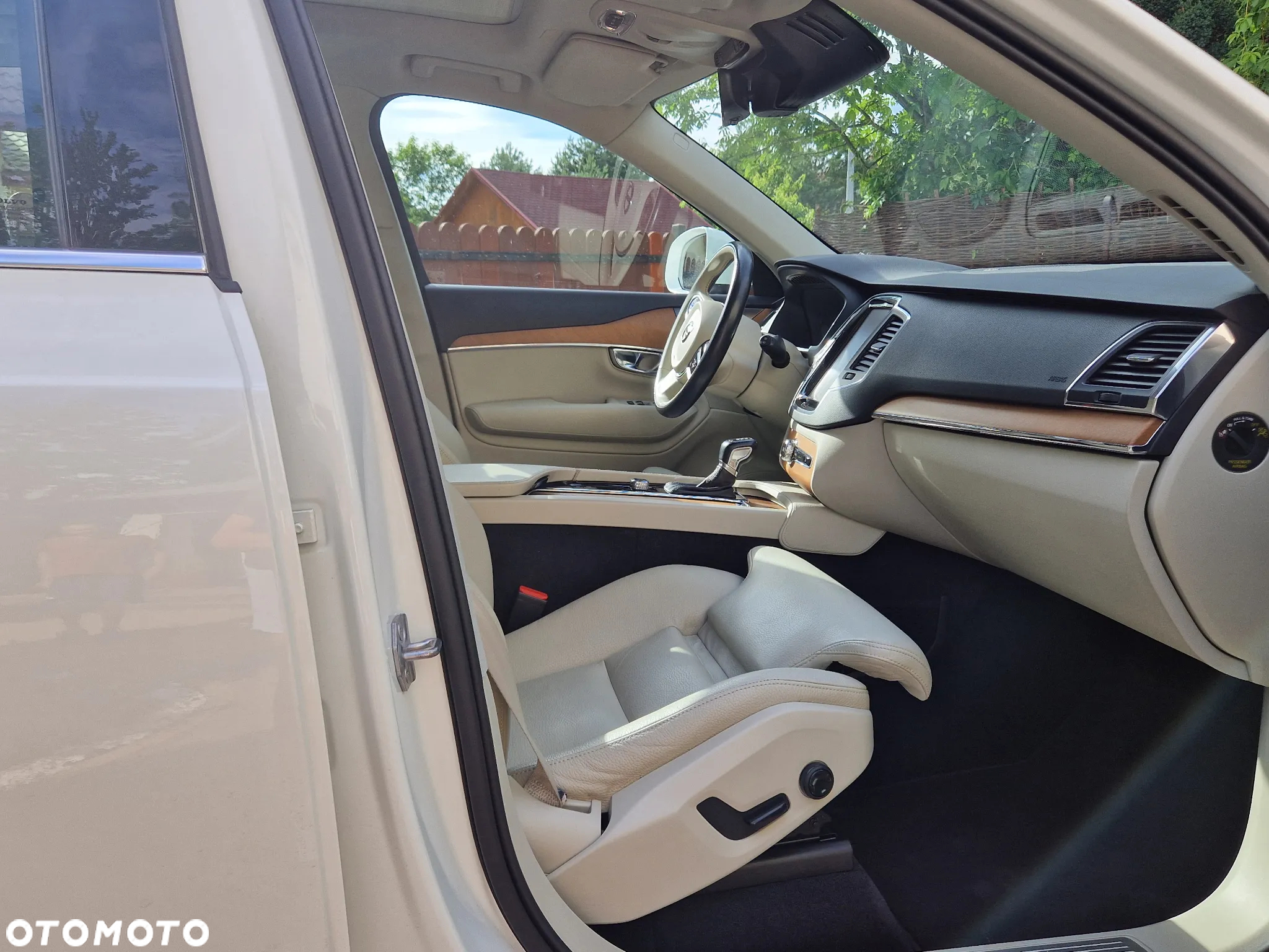 Volvo XC 90 - 19