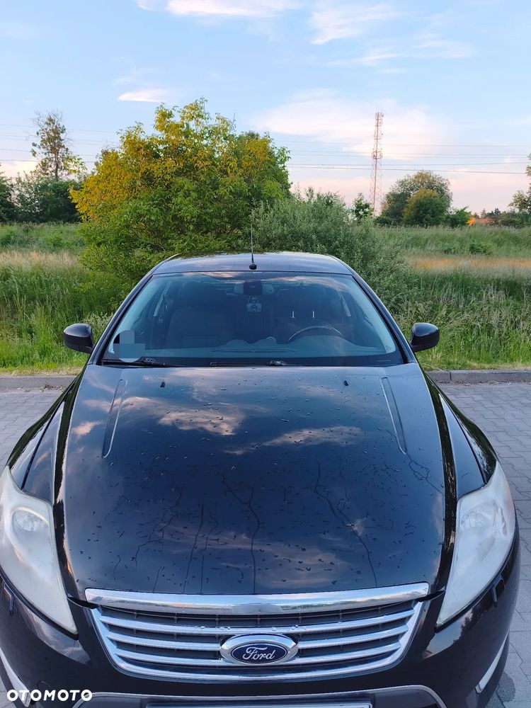Ford Mondeo 2.0 Ghia - 13