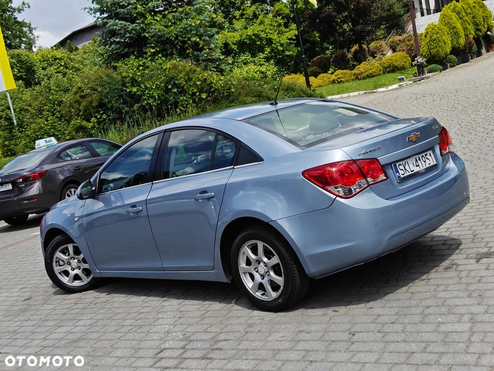 Chevrolet Cruze 2.0 LS - 2