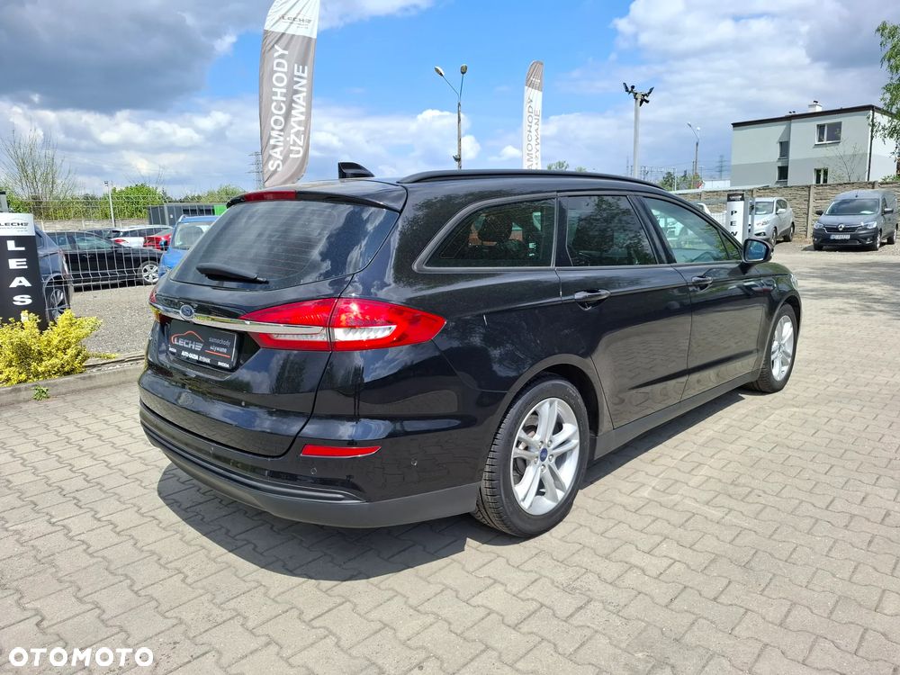 Ford Mondeo SW - 32