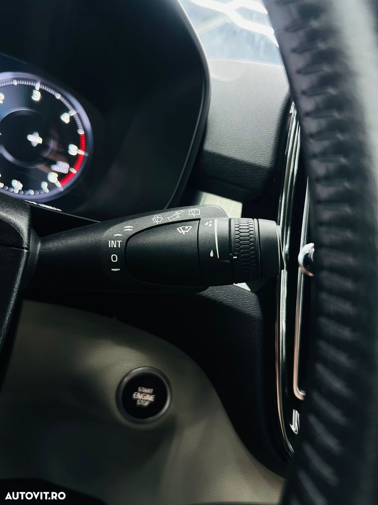 Volvo XC 40 D3 Momentum - 31