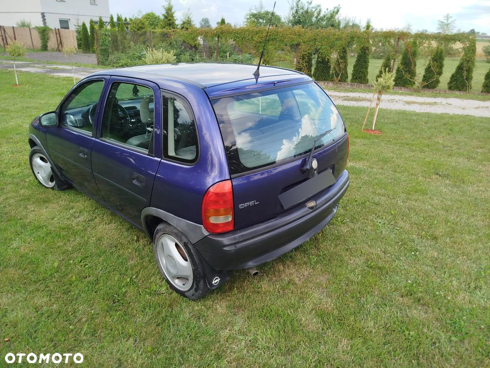 Opel Corsa - 9