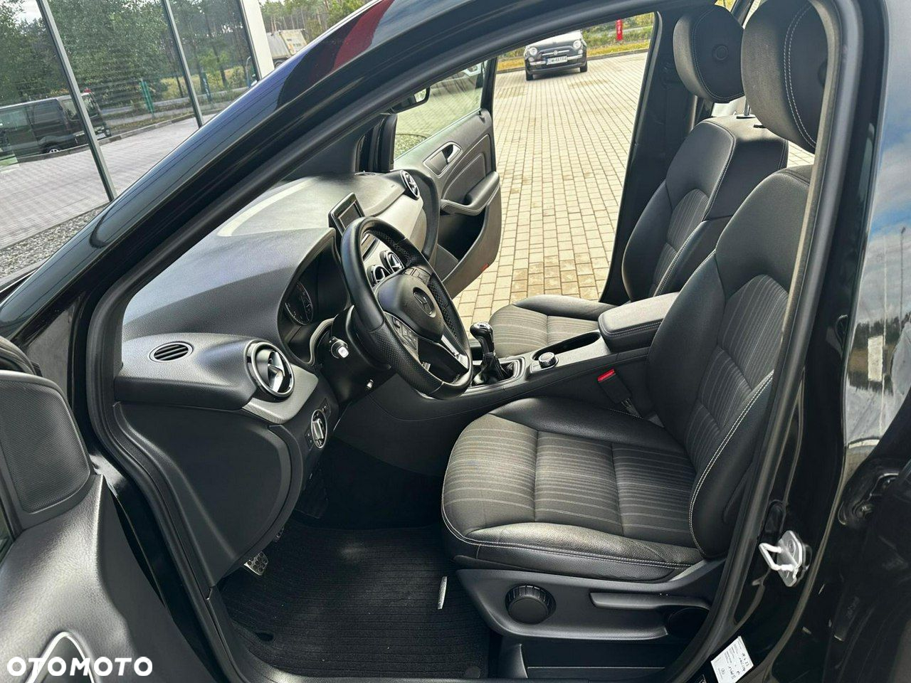 Mercedes-Benz Klasa B 200 UrbanStyle Edition - 11