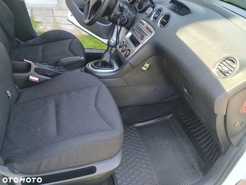 Peugeot 308 120 VTi Family - 11