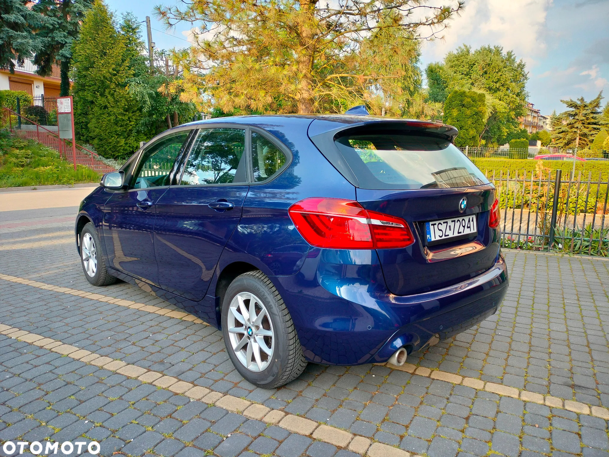 BMW Seria 2 218i Active Tourer - 24