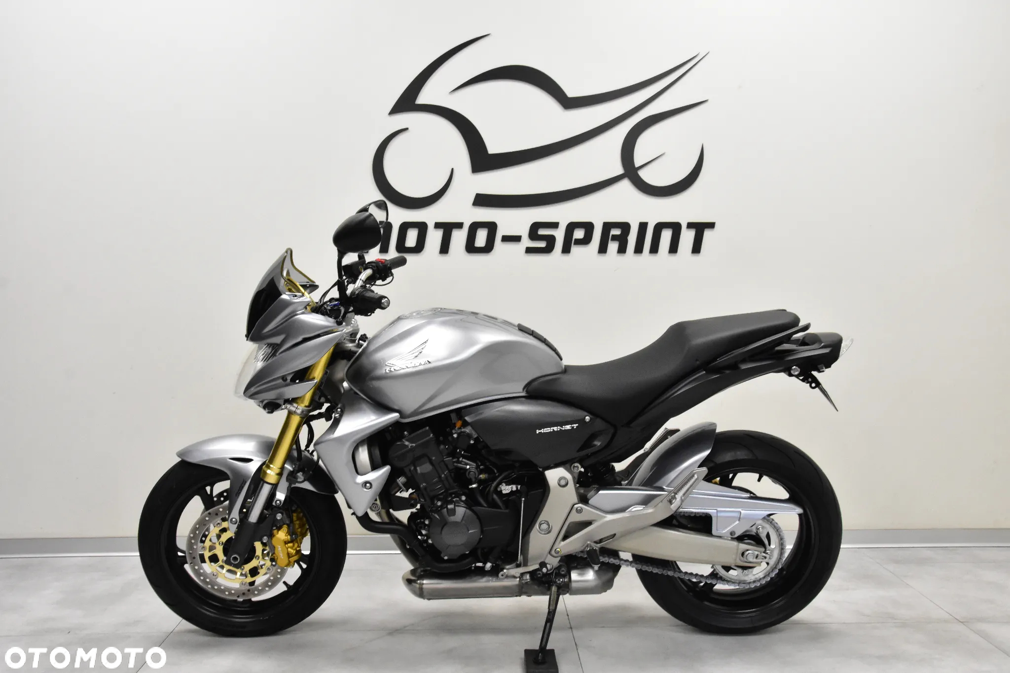 Honda CB - 2