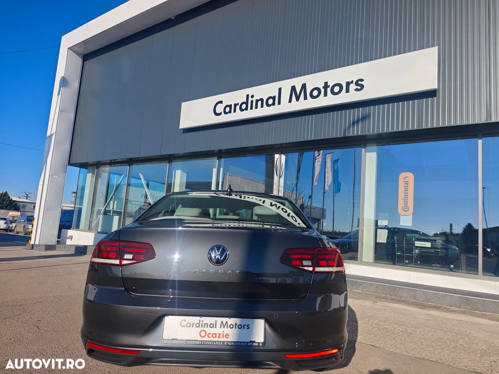 Volkswagen Passat - 7