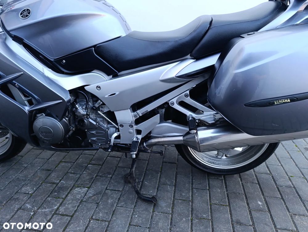 Yamaha FJR - 14