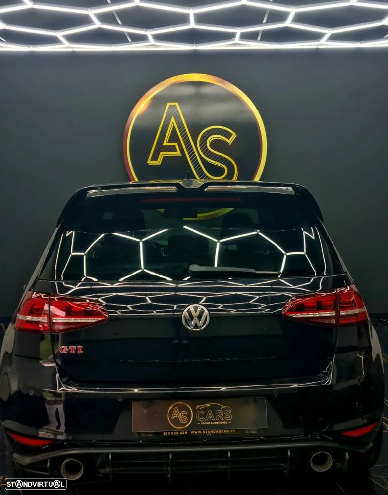 VW Golf - 59