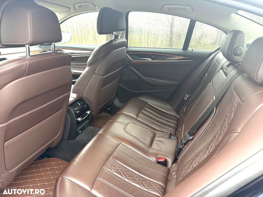 BMW Seria 5 ver-530i-aut-luxury-line - 12