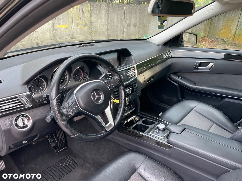 Mercedes-Benz Klasa E 220 BlueTEC 7G-TRONIC Avantgarde - 19