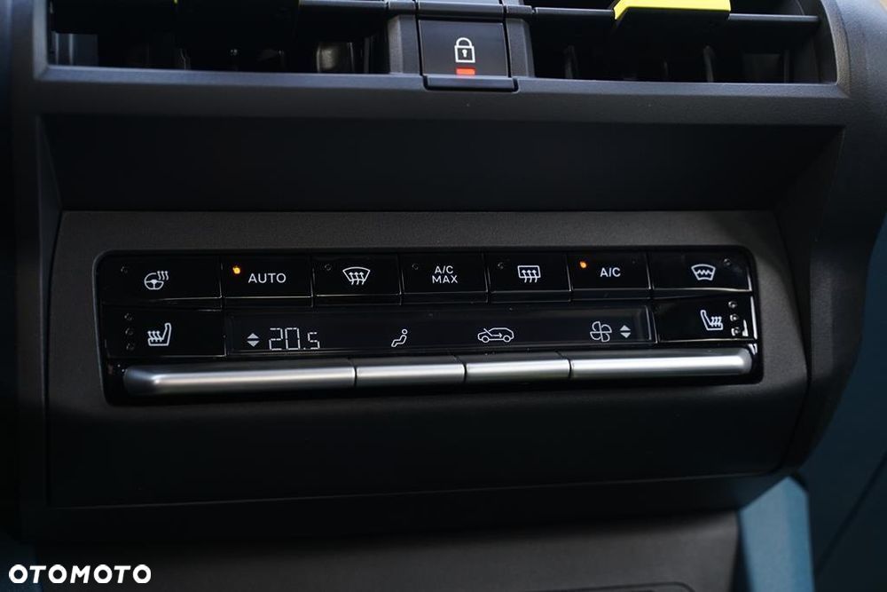 Fiat Grande Panda 1.2 mHEV La Prima eDCT - 17