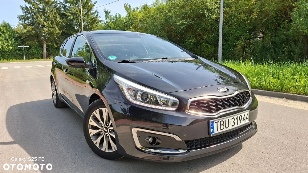Kia Ceed 1.6 GDI Platinum Edition - 23