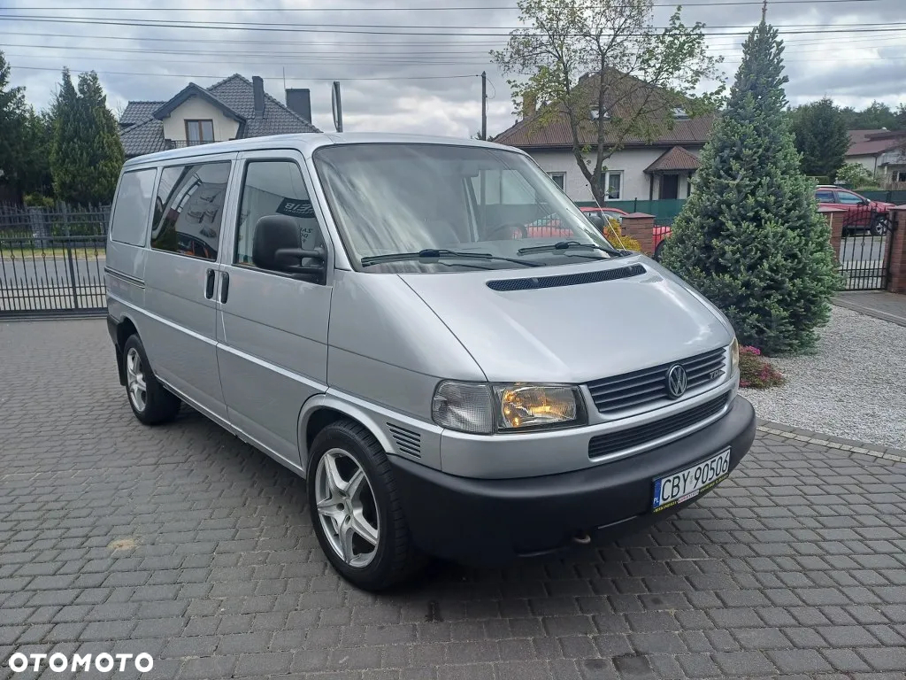 Volkswagen Transporter - 2