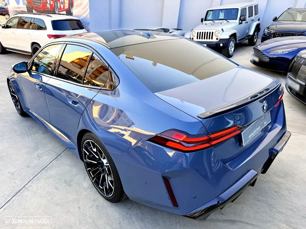 BMW M5 Standard - 50